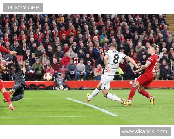 亚特兰大与利物浦精彩对决全场录播回顾与分析